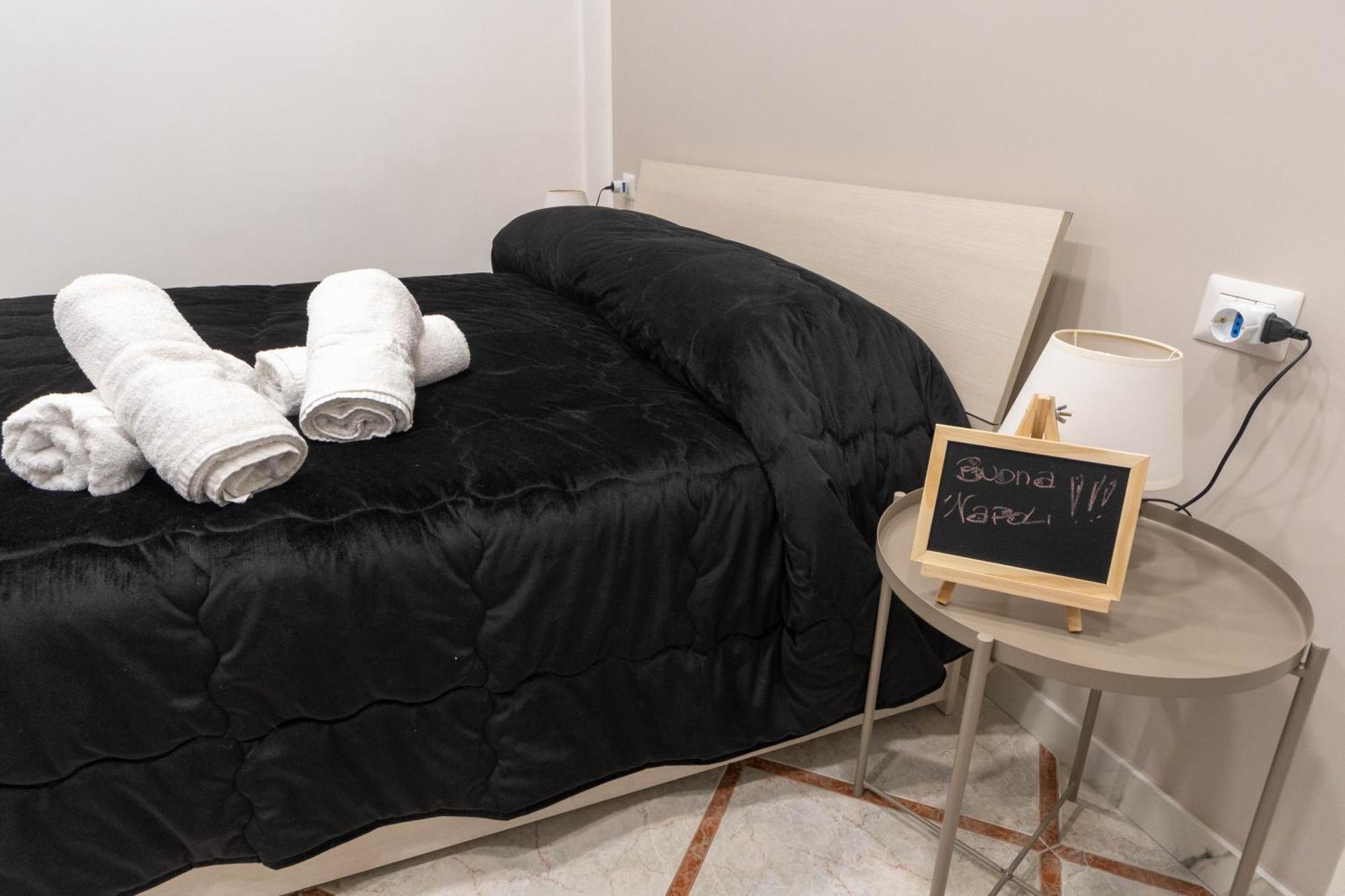 Buona Napoli Apartment Ngoại thất bức ảnh